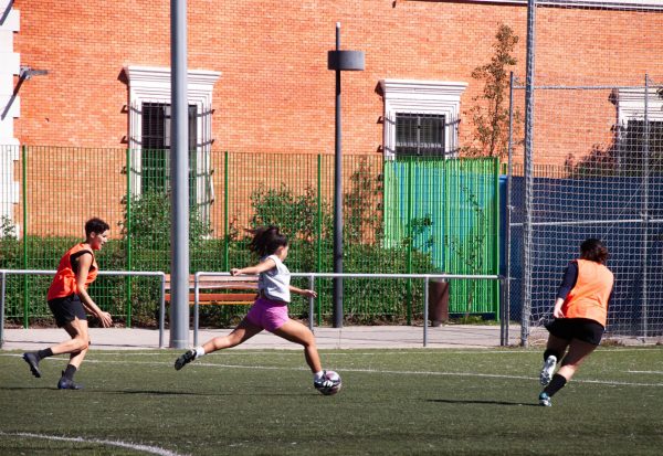 Freshman Amelia Ayulo shoots for a goal in a match played by the new women’s team.